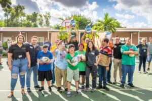 Petland Texas Donates Turkeys to Families